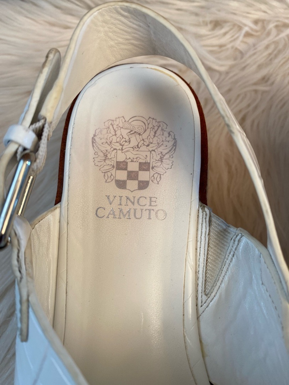 Vince Camuto Marietten Leather  Platform Wedges, Size 10 - Picture 11 of 16